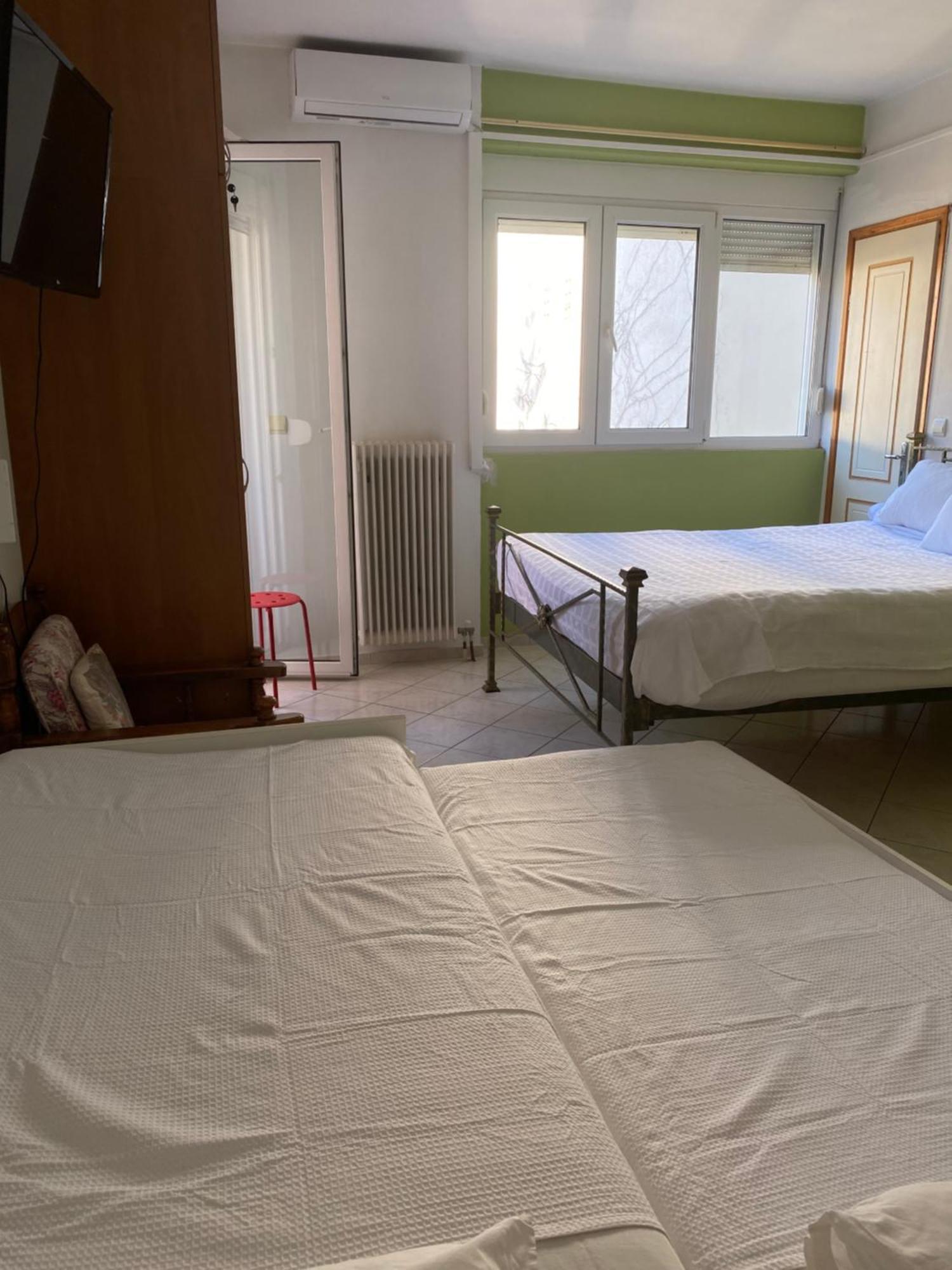 Maria'S Roomstudios Apartments Flats To Let Seaside Heart City Chantzara Spyropoulos Игуменица Экстерьер фото